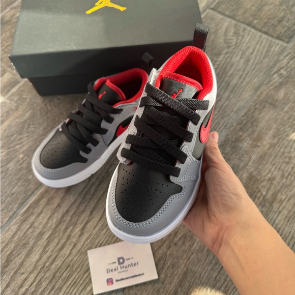 Brand New Air Jordan 1 Low ALT Preschool Kids Sneakers - Picture 5 of 12